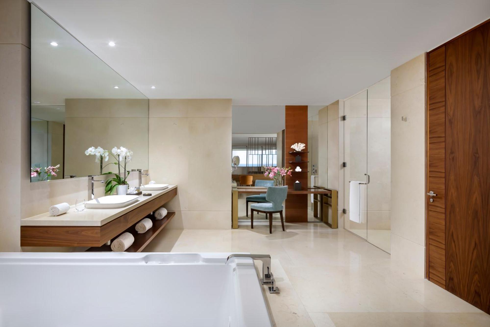 Grand Class Suite - Meerseite